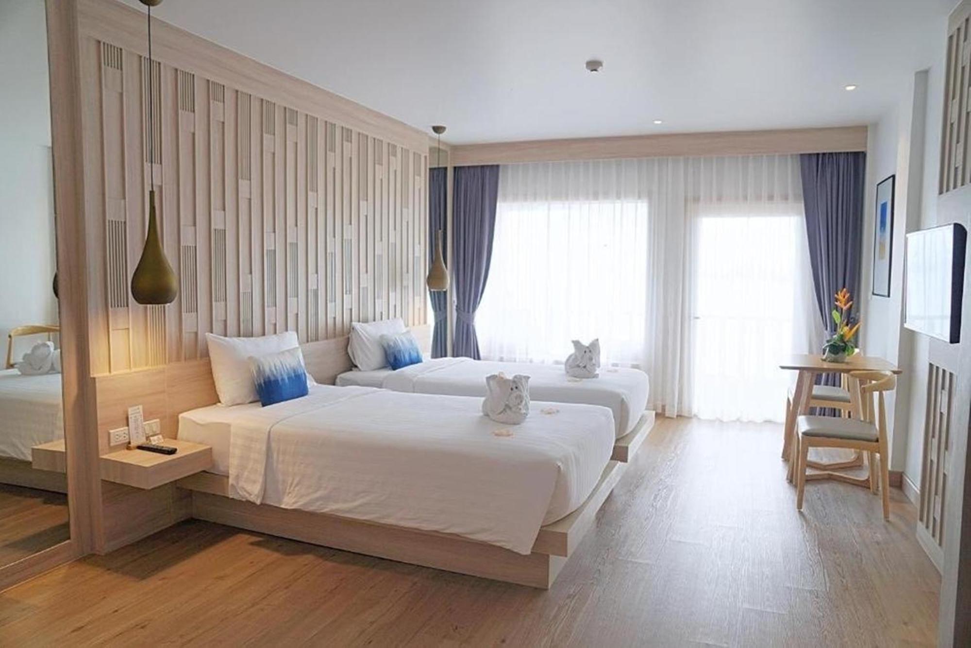 Namaka Resort Kamala Kültér fotó Deluxe Pool Access